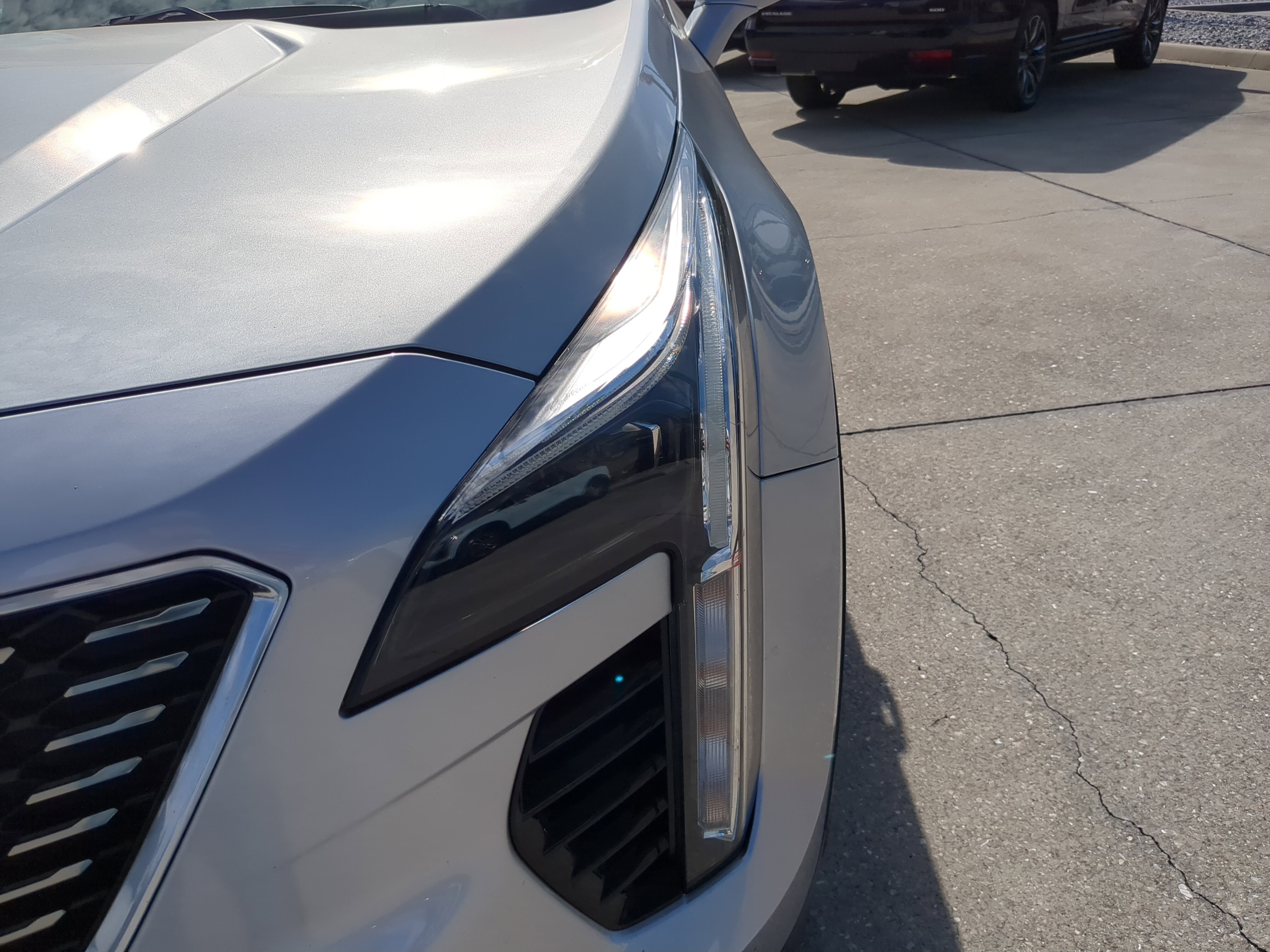 Used 2019 Cadillac XT4 Premium Luxury image 9