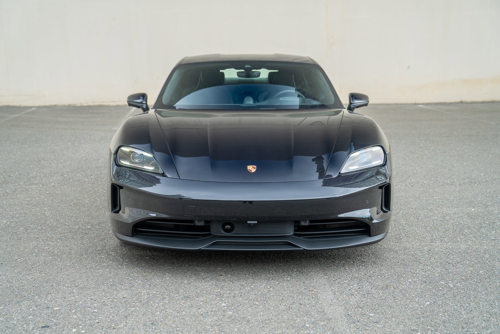 Certified 2025 Porsche Taycan AWD/4WD image 6