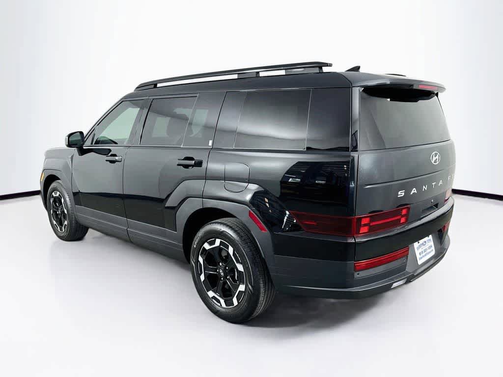 Used 2025 Hyundai Santa Fe SEL FWD image 4
