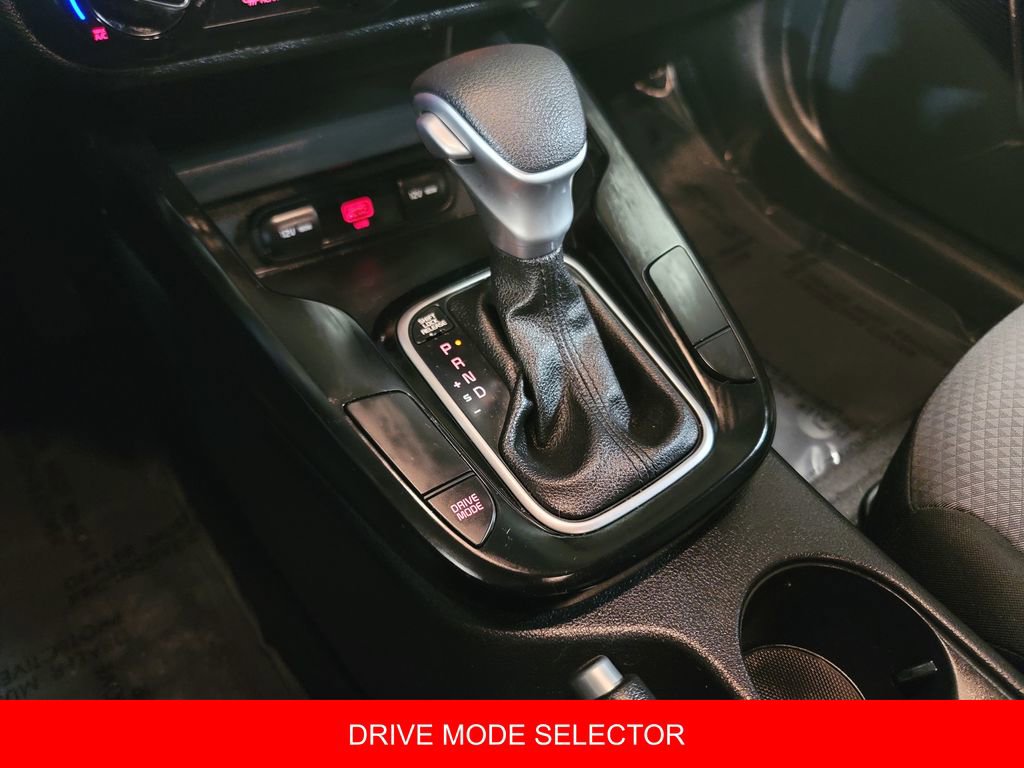 Used 2022 Kia Soul LX image 17