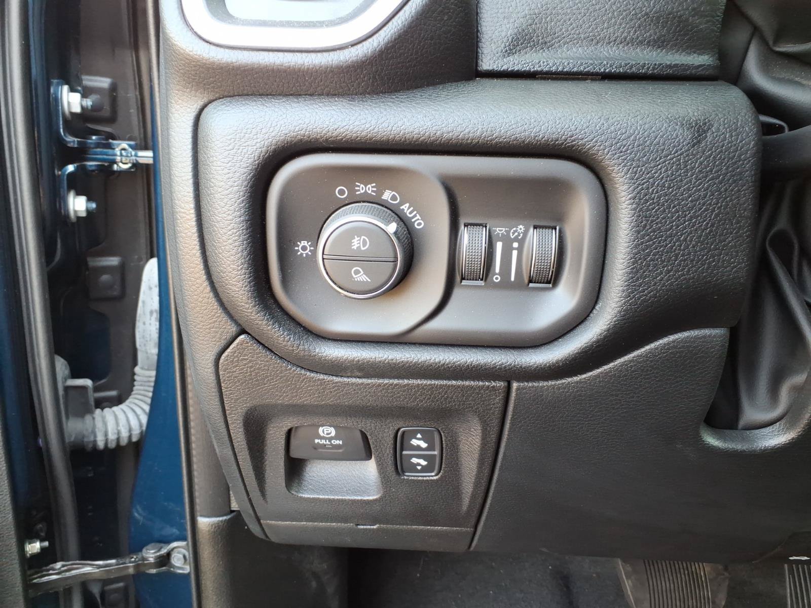 Certified 2022 RAM 1500 Laramie AWD/4WD image 16