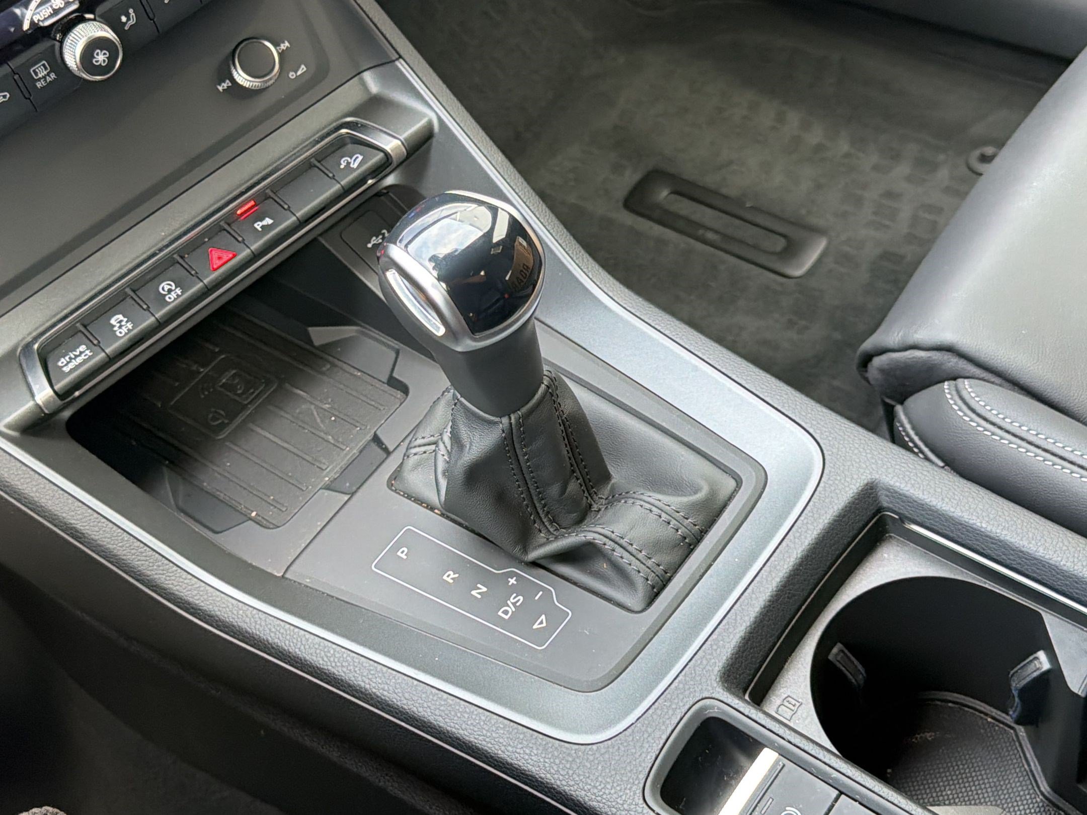 Used 2024 Audi Q3 2.0T Premium Plus AWD/4WD image 15