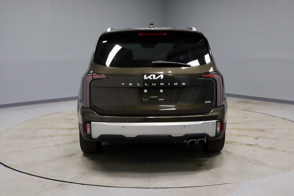 Used 2023 Kia Telluride SX image 10