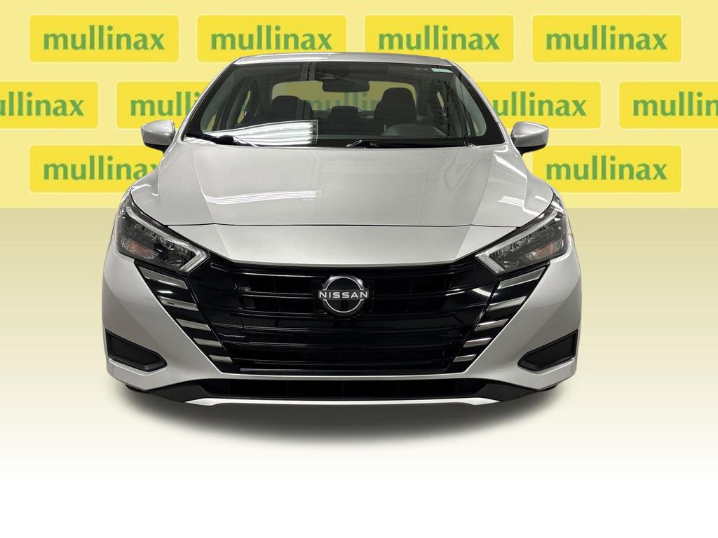Used 2025 Nissan Versa SV FWD image 6
