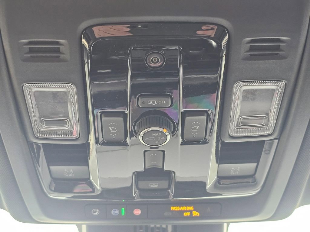 New 2026 Chevrolet Suburban Premier image 37