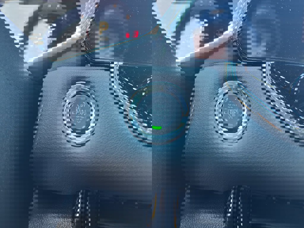 New 2026 GMC Canyon Elevation w/ Convenience Package image 14