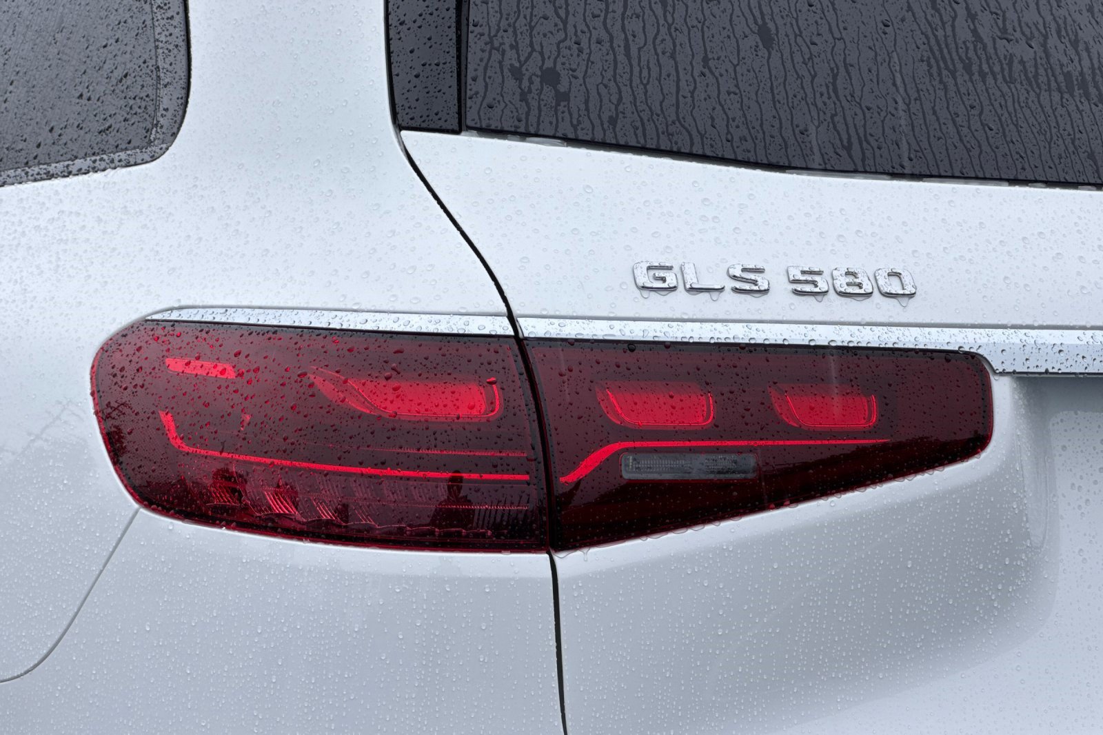 New 2026 Mercedes-Benz GLS 580 4MATIC image 12