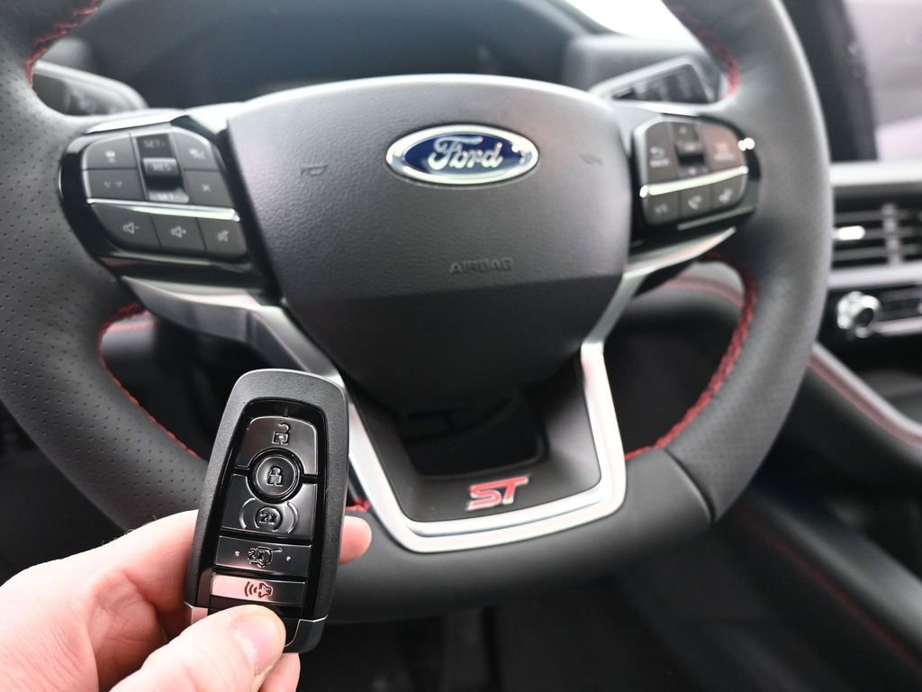 New 2026 Ford Explorer ST w/ Sun And Sound Package image 56