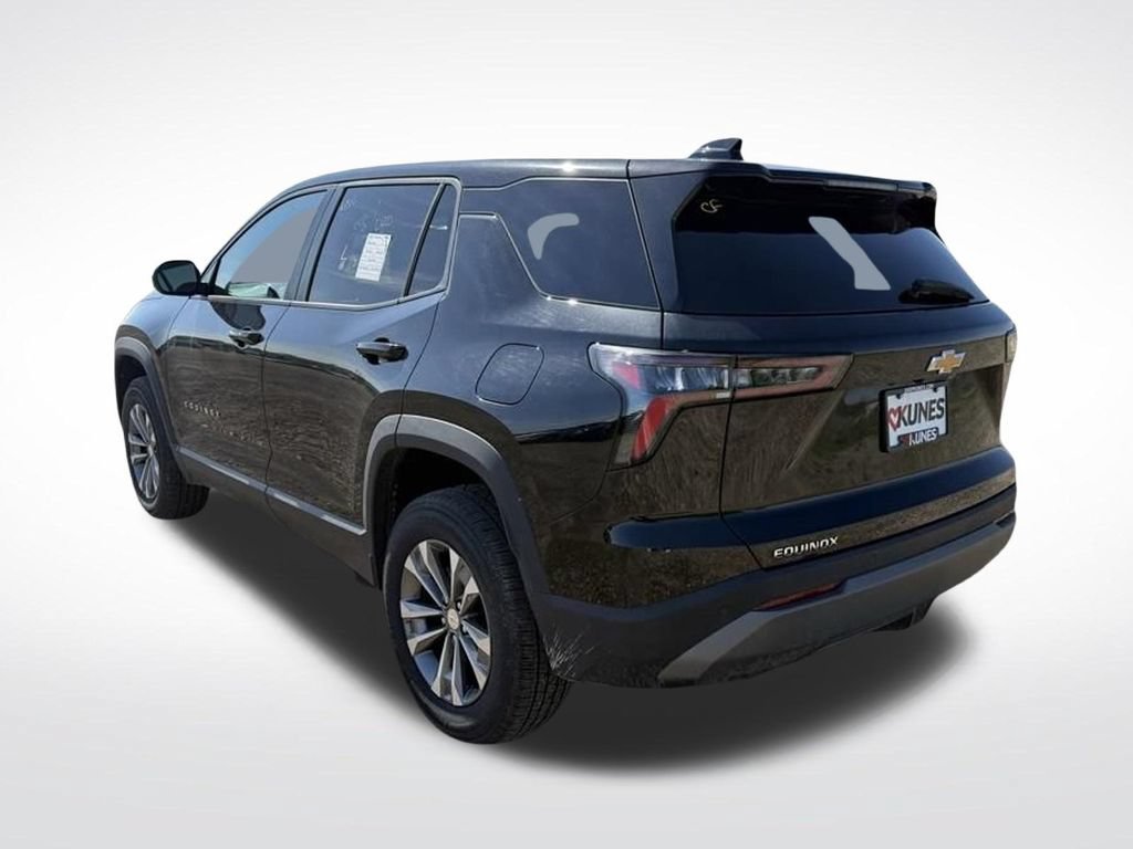 Used 2026 Chevrolet Equinox LT FWD image 13