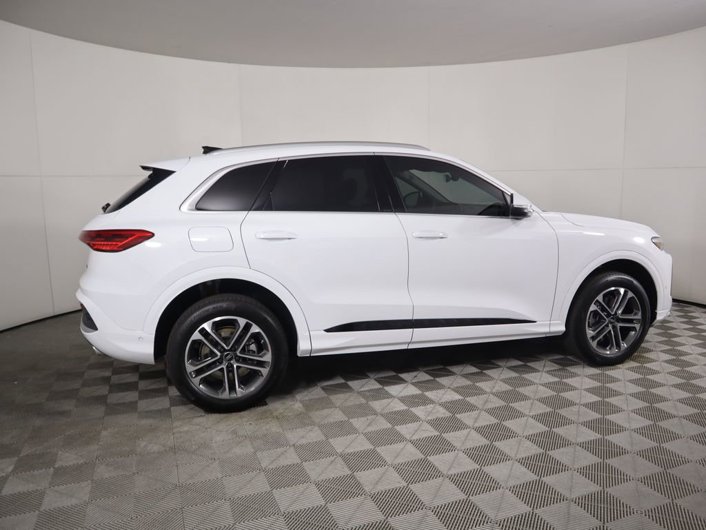 Used 2025 Audi Q5 Premium Plus w/ Premium Plus image 5