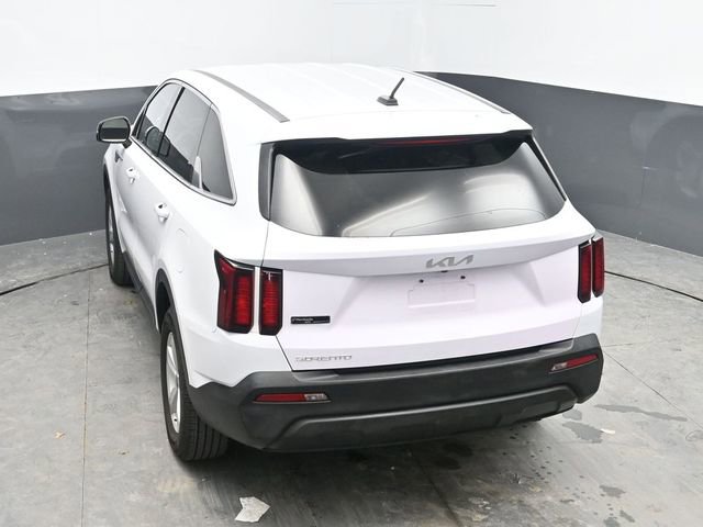 Used 2023 Kia Sorento LX AWD/4WD image 31