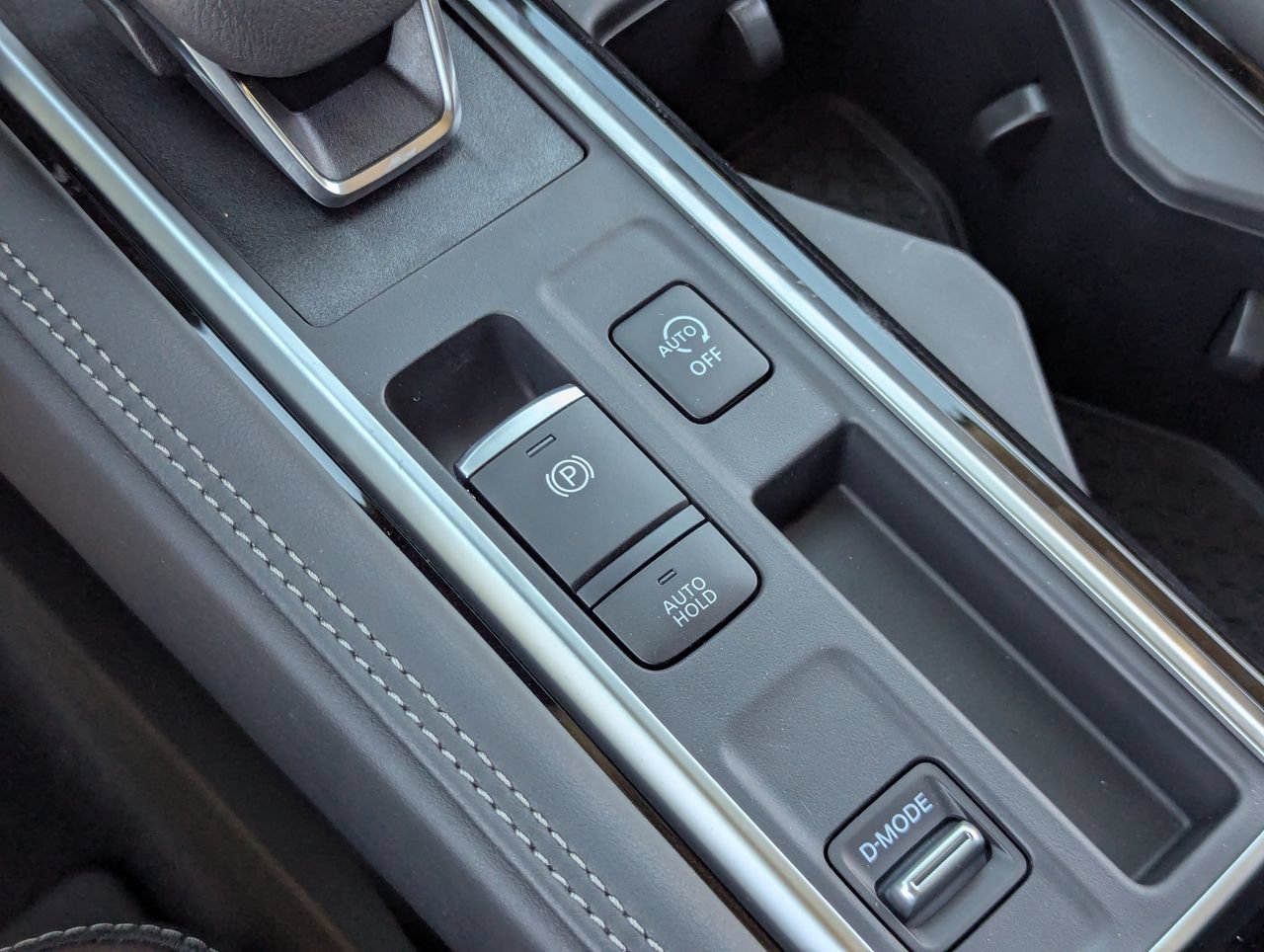 New 2026 Nissan Pathfinder Platinum w/ Accent Package FWD image 22