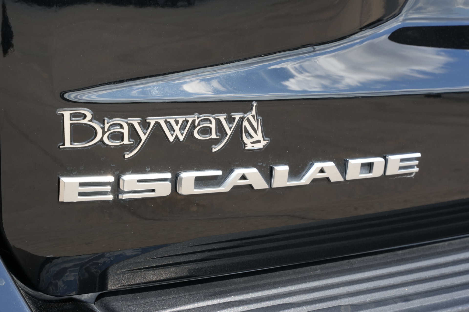 Certified 2025 Cadillac Escalade Sport w/ Touring Package AWD/4WD image 21