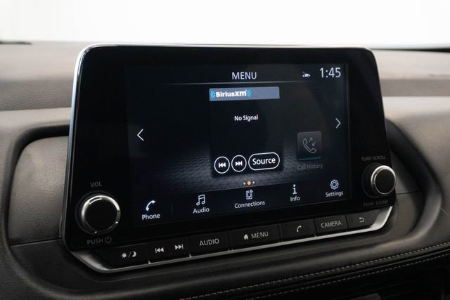Used 2024 Nissan Rogue SV AWD/4WD image 4