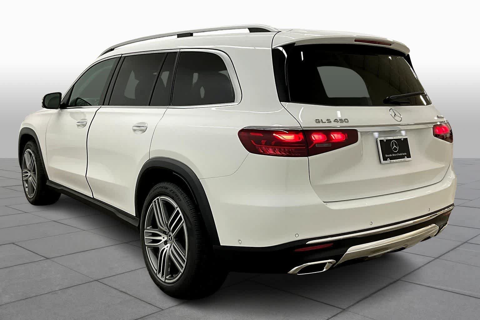 New 2026 Mercedes-Benz GLS 450 4MATIC image 12
