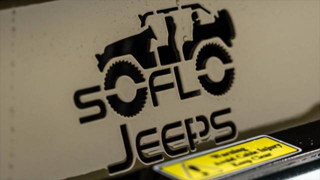 Used 2025 Jeep Gladiator Sport image 35