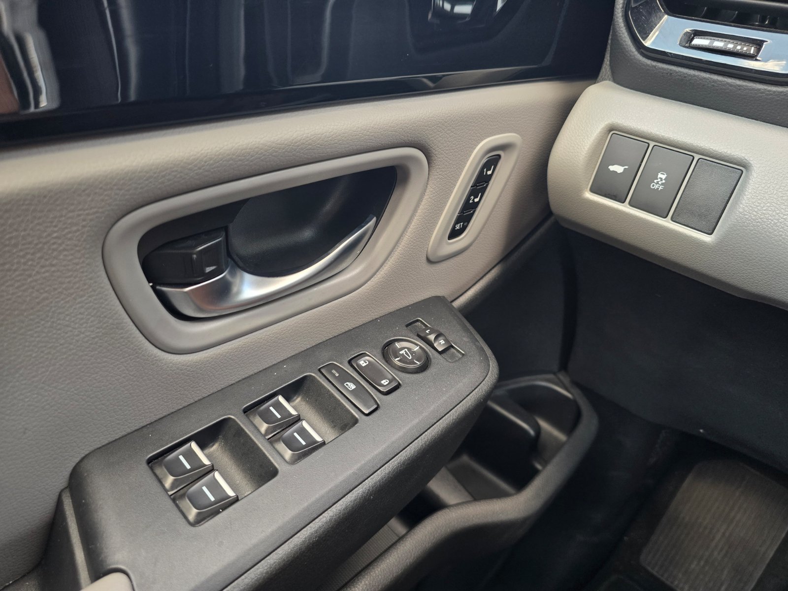 Used 2023 Honda Pilot Touring image 23