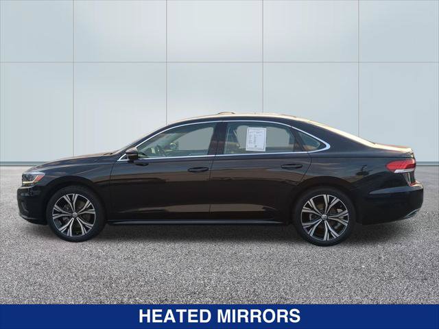 Used 2022 Volkswagen Passat 2.0T SE FWD image 2
