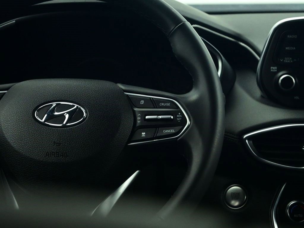 Used 2019 Hyundai Santa Fe Limited image 11