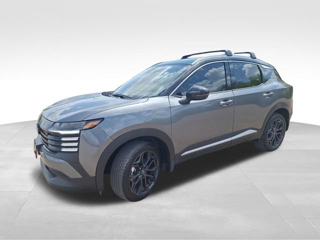 Certified 2025 Nissan Kicks SR FWD image 4