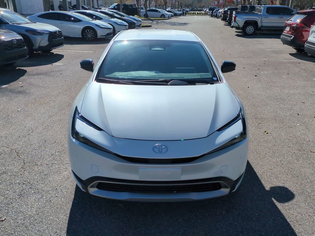 New 2026 Toyota Prius Plug-In Hybrid image 9