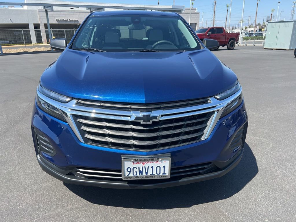 Used 2023 Chevrolet Equinox LS w/ LS Convenience Package FWD image 2