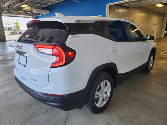Certified 2024 GMC Terrain SLE AWD/4WD image 4