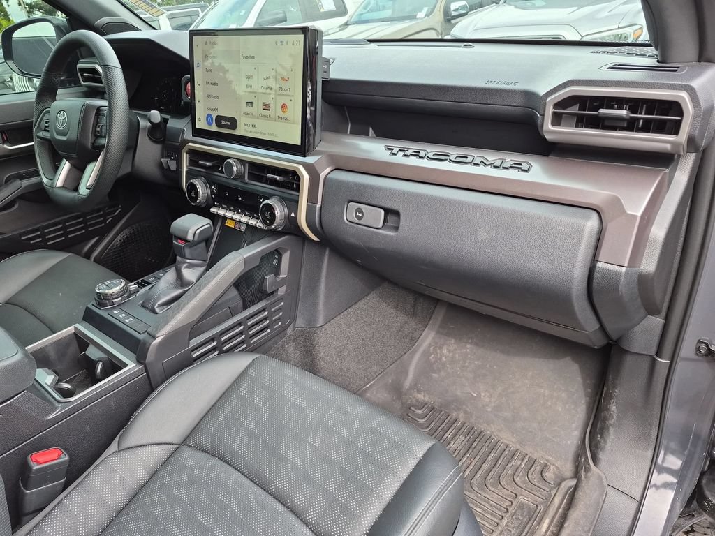Used 2026 Toyota Tacoma TRD Off-Road w/ TRD Off Road Premium Package AWD/4WD image 17