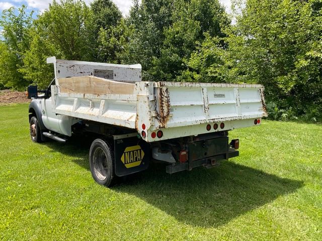 Used 2016 Ford F550 4x4 Regular Cab Super Duty image 5