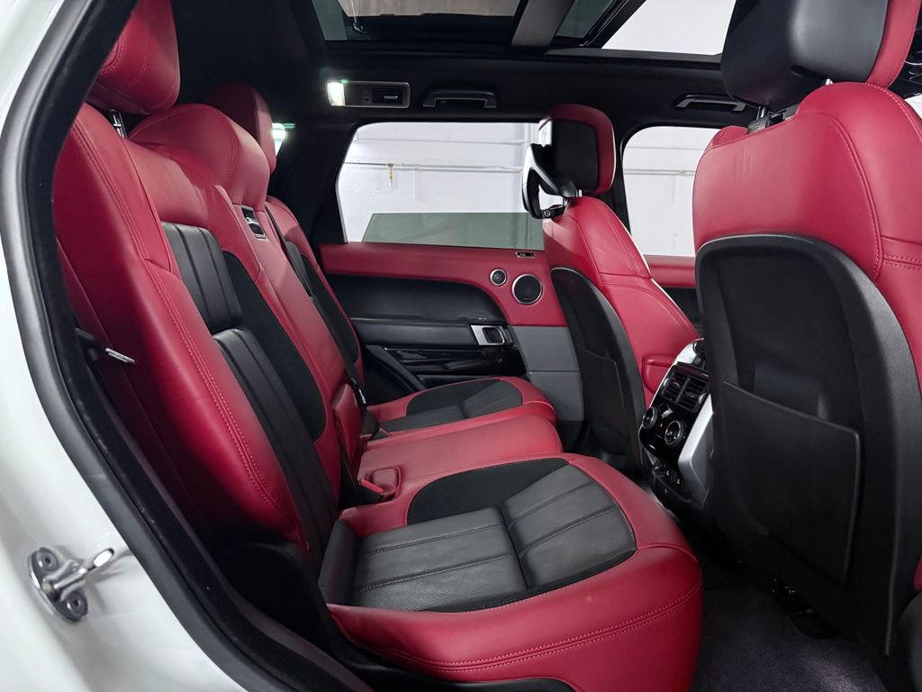 Used 2021 Land Rover Range Rover Sport HST image 25