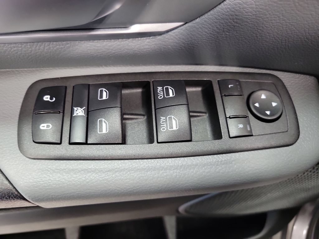 Used 2022 RAM 1500 Big Horn AWD/4WD image 33