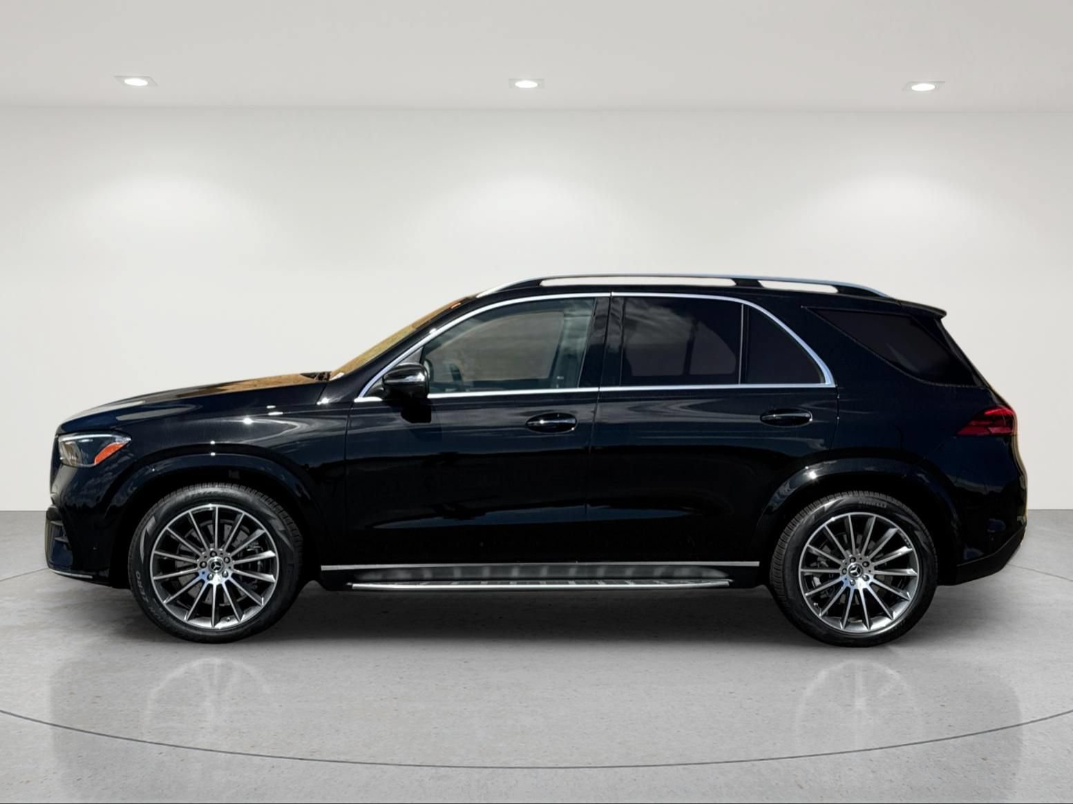 New 2026 Mercedes-Benz GLE 450 4MATIC image 3