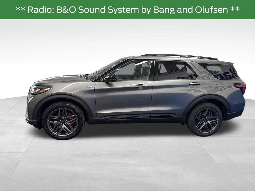 New 2026 Ford Explorer ST-Line w/ ST-Line Street Pack AWD/4WD image 6
