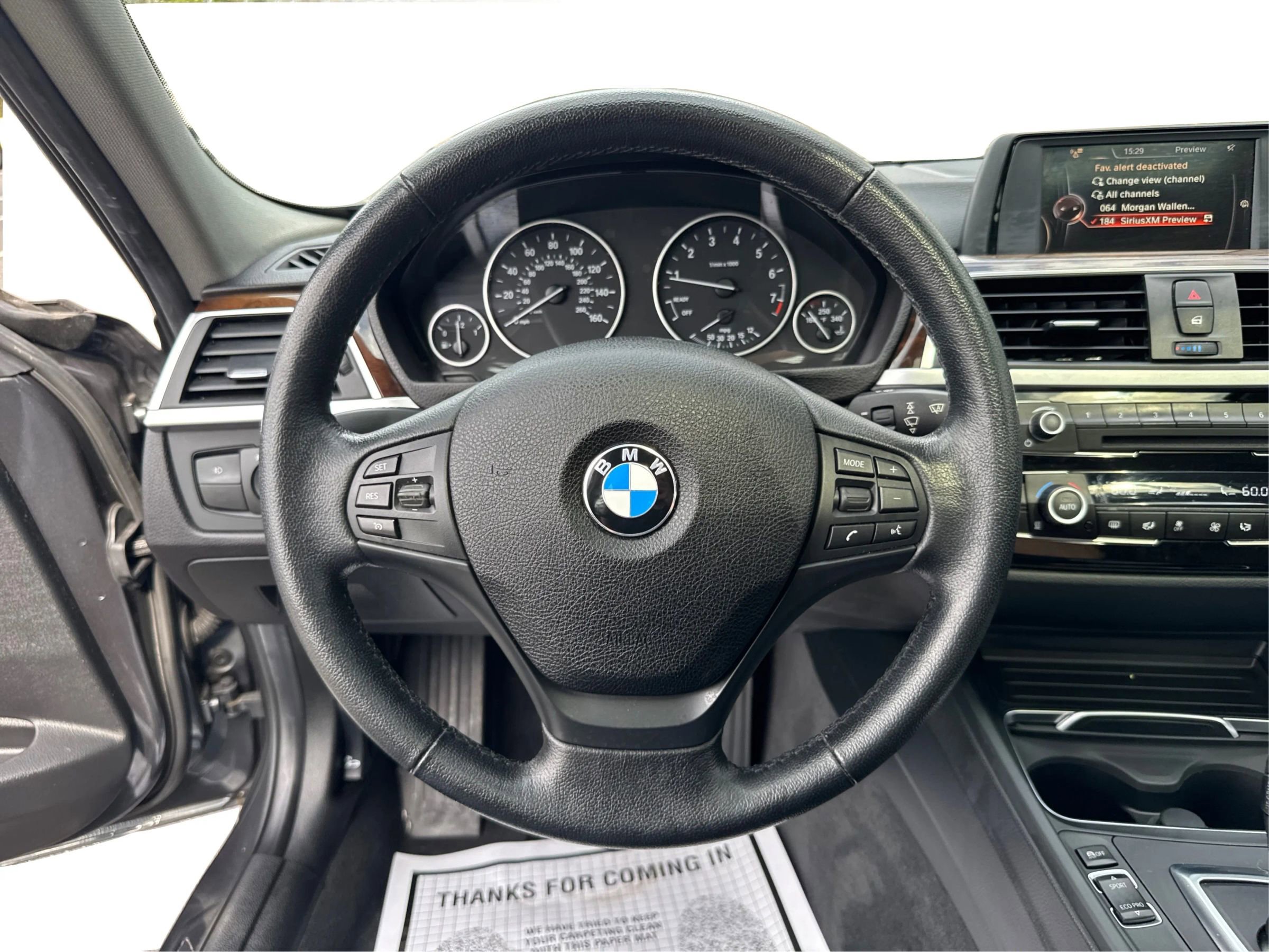 Used 2016 BMW 320i xDrive Sedan AWD/4WD image 20