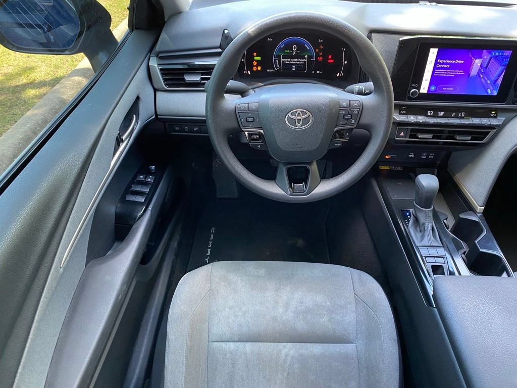 Used 2025 Toyota Camry LE w/ Convenience Package FWD image 26