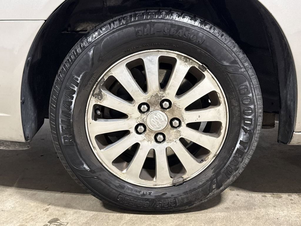 Used 2006 Buick Lucerne CX FWD image 24