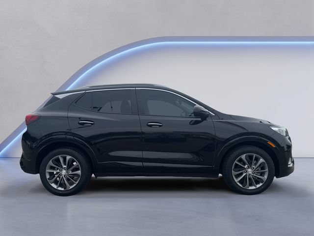 Used 2022 Buick Encore GX Select w/ Sport Touring Package FWD image 4