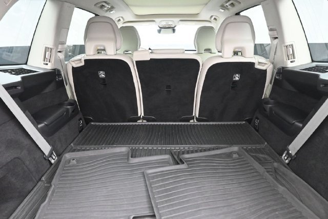 Used 2023 Volvo XC90 B6 Core w/ Protection Package Premier AWD/4WD image 28