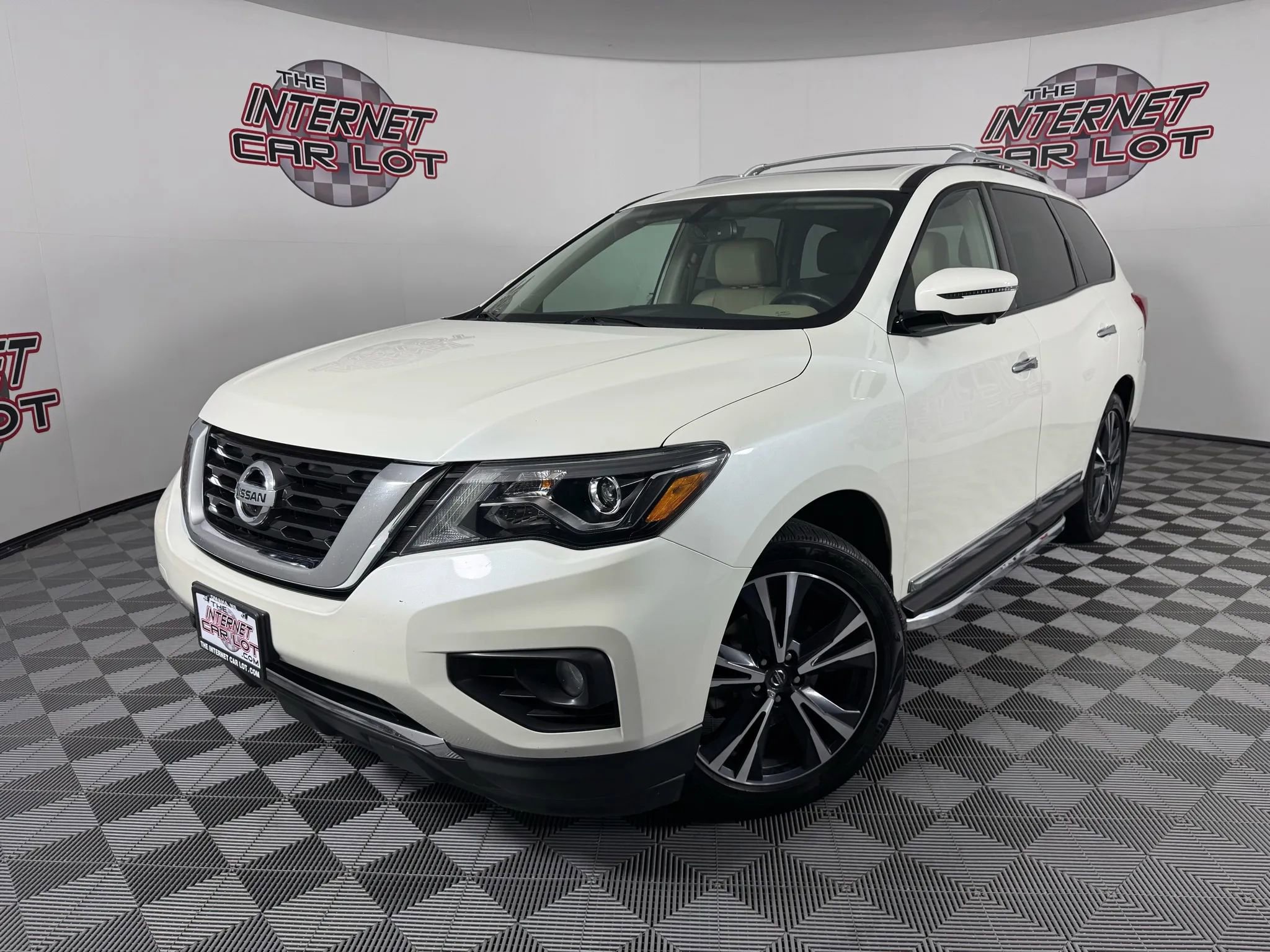 Used 2018 Nissan Pathfinder Platinum