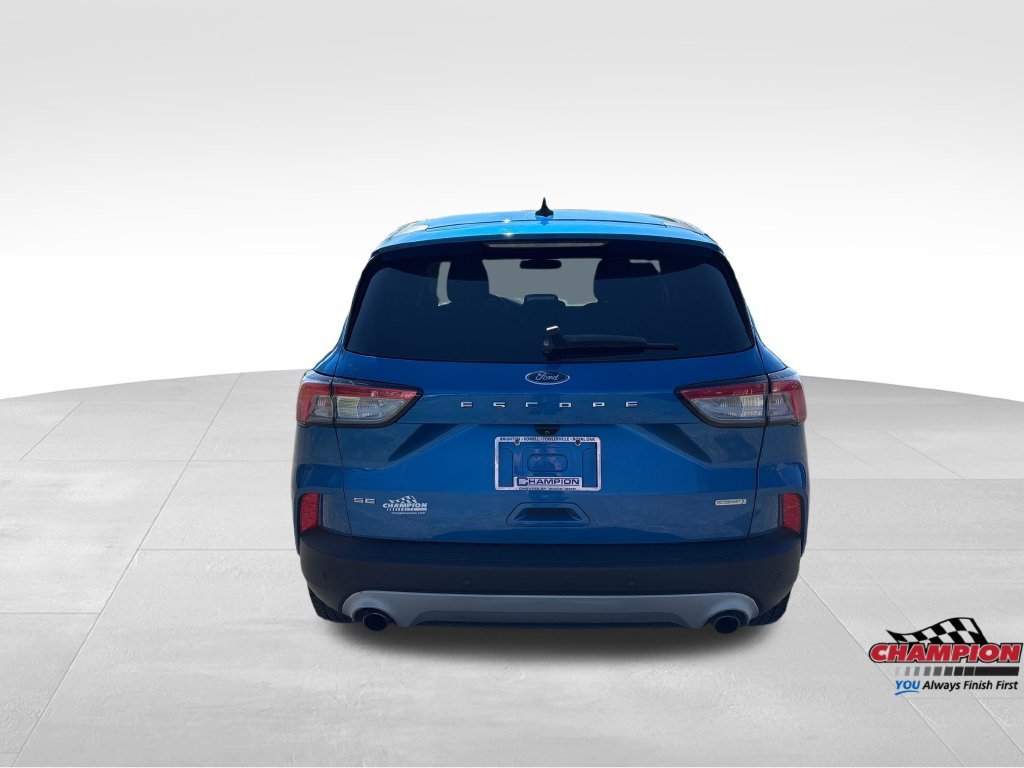 Used 2020 Ford Escape SE FWD image 11