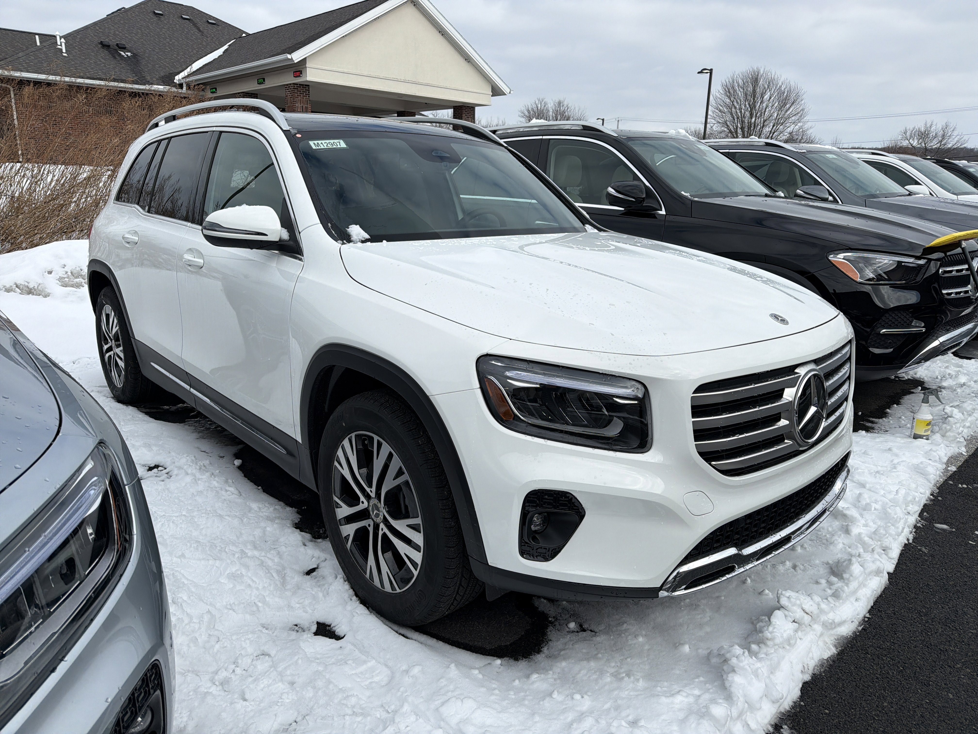 New 2026 Mercedes-Benz GLB 250 4MATIC image 2