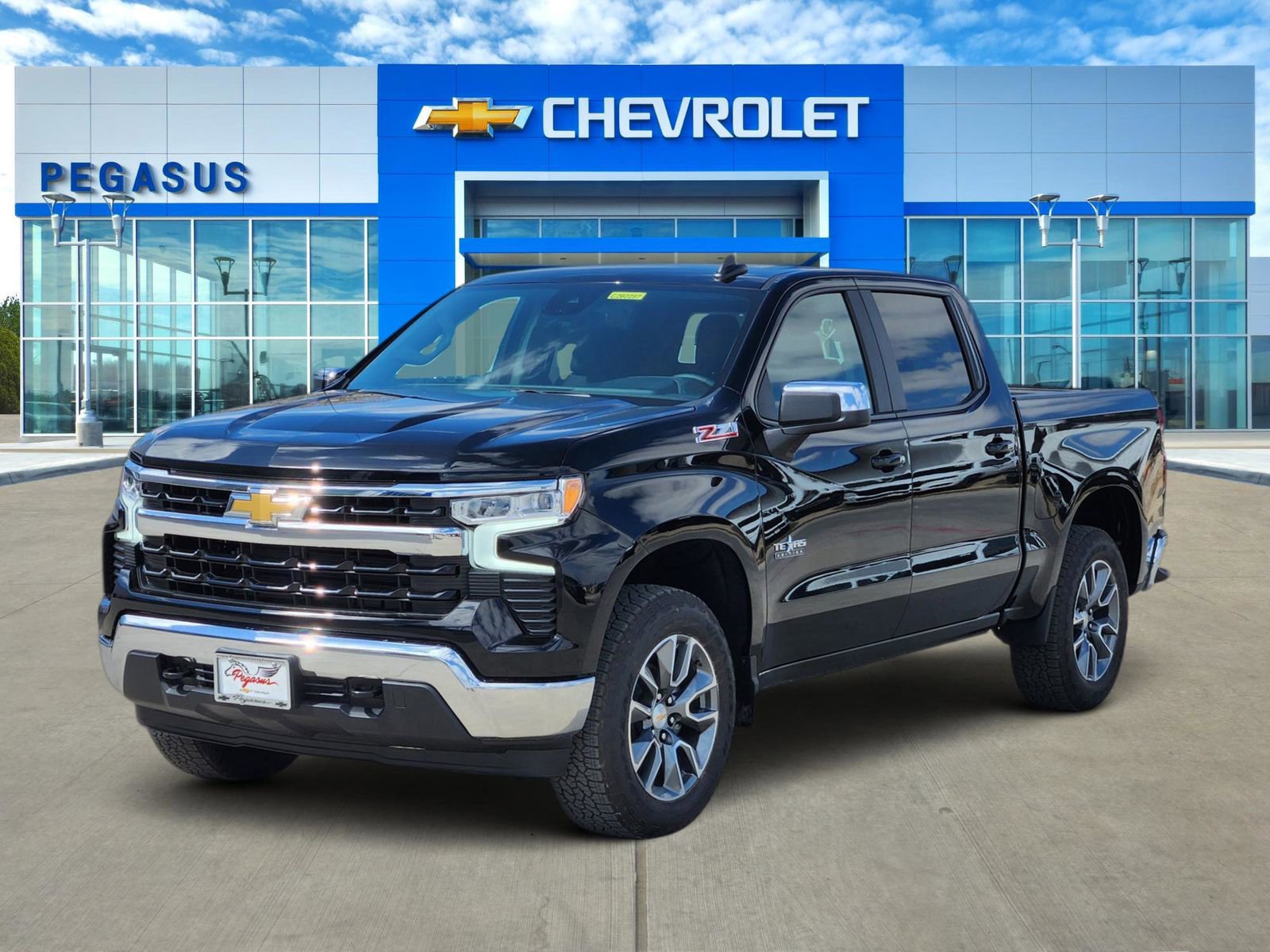 New 2026 Chevrolet Silverado 1500 LT w/ Texas Edition Plus AWD/4WD image 2