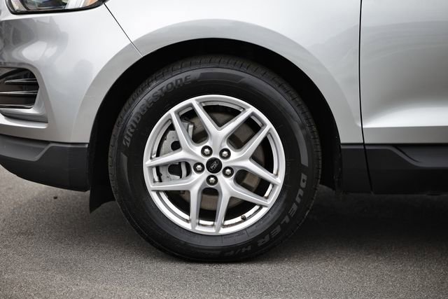 Used 2024 Ford Edge SEL AWD/4WD image 5