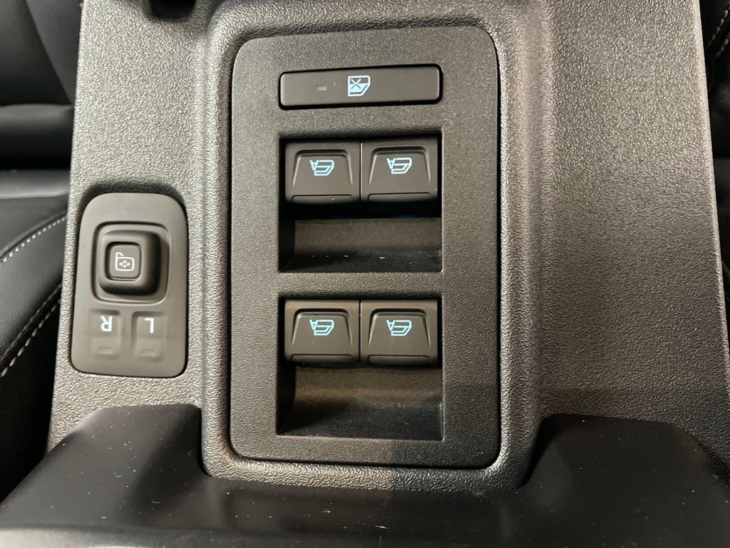 New 2025 Ford Bronco Outer Banks image 17