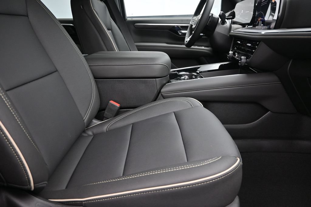 New 2026 Chevrolet Suburban Premier RWD image 26