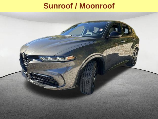 Used 2024 Alfa Romeo Tonale Veloce w/ Active Assist Package AWD/4WD image 5