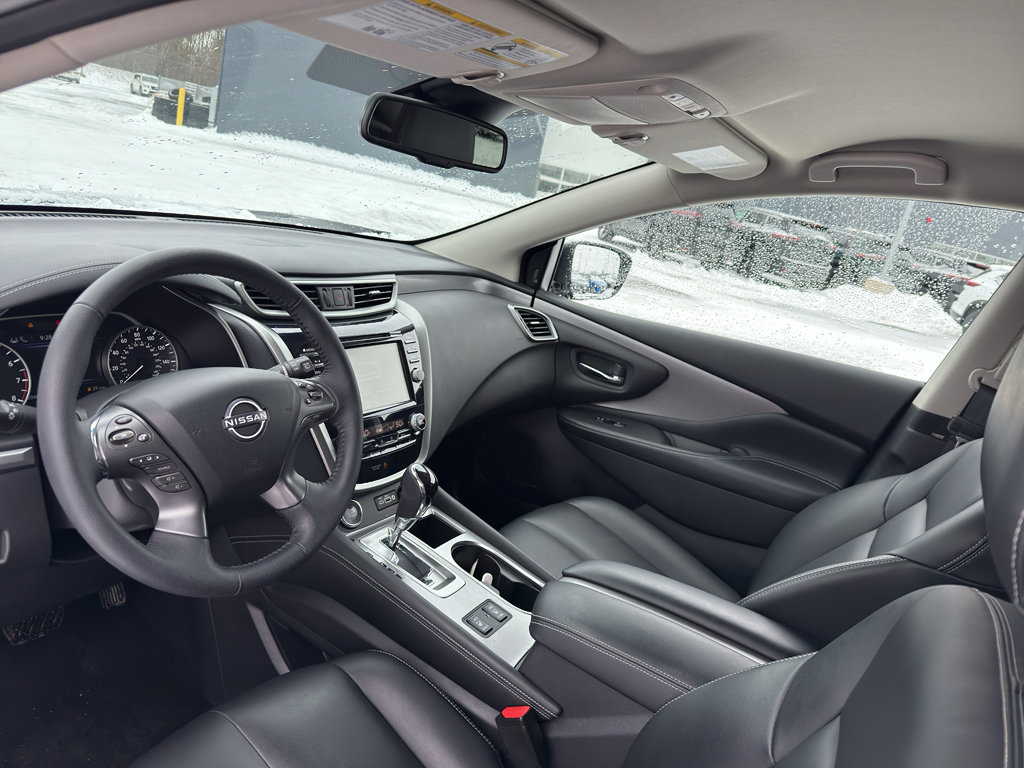 Certified 2024 Nissan Murano SV w/ SV Midnight Edition Package image 25