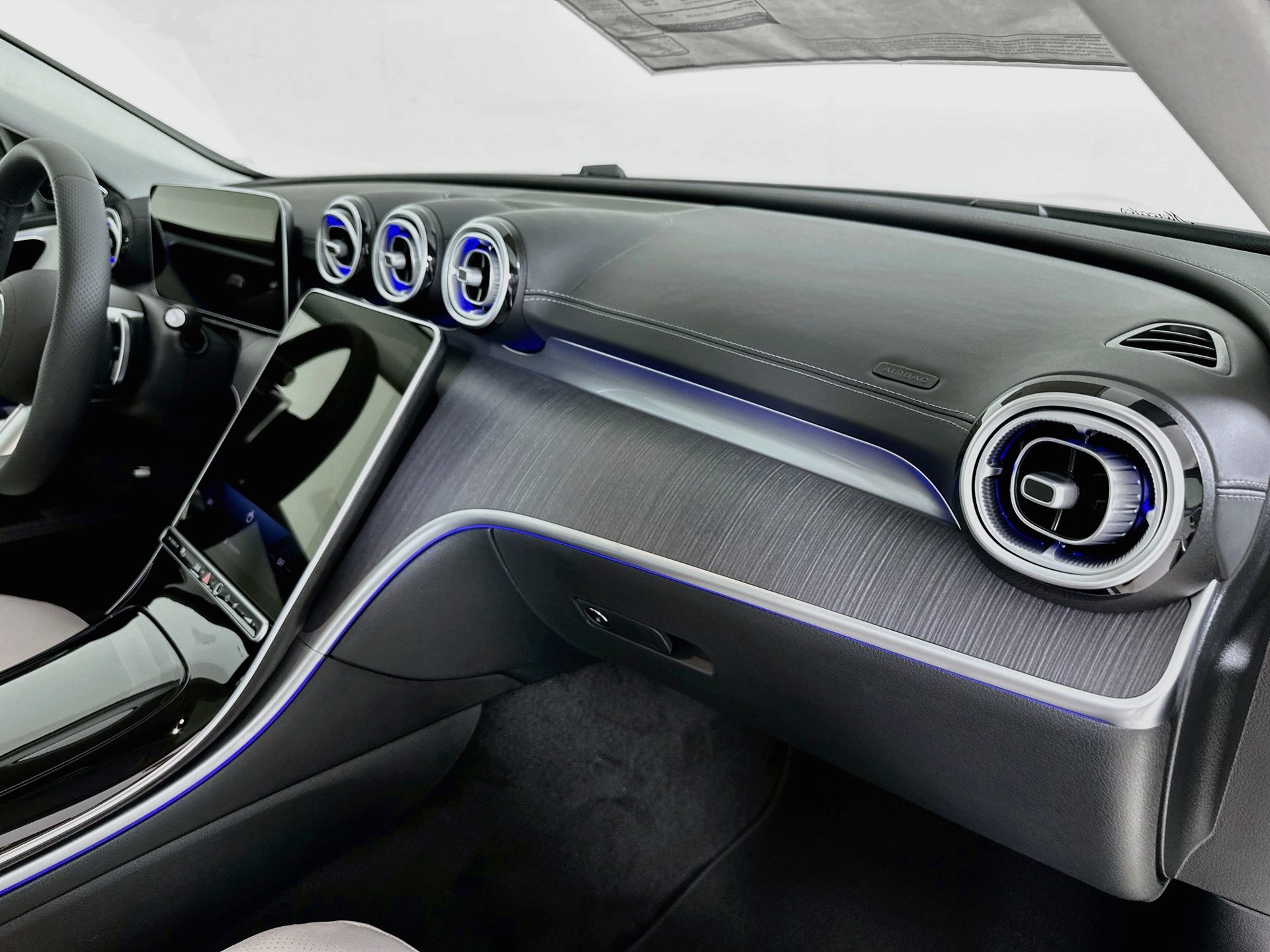 New 2026 Mercedes-Benz C 300 Sedan image 32