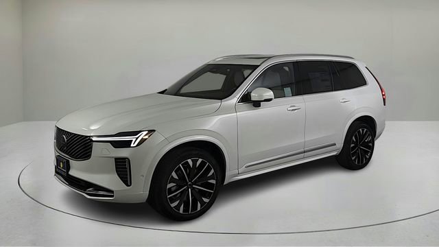 Certified 2026 Volvo XC90 B6 Plus w/ Protection Package Premier AWD/4WD image 8
