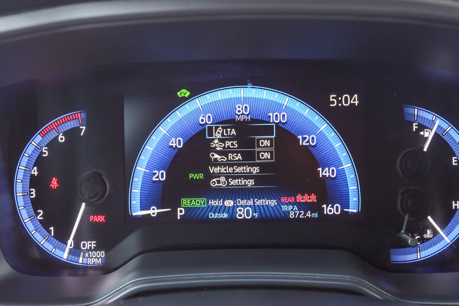 Used 2021 Toyota Corolla LE FWD image 25
